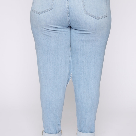 Figure Flattering Fashion Denim! - Picture 6 of 6